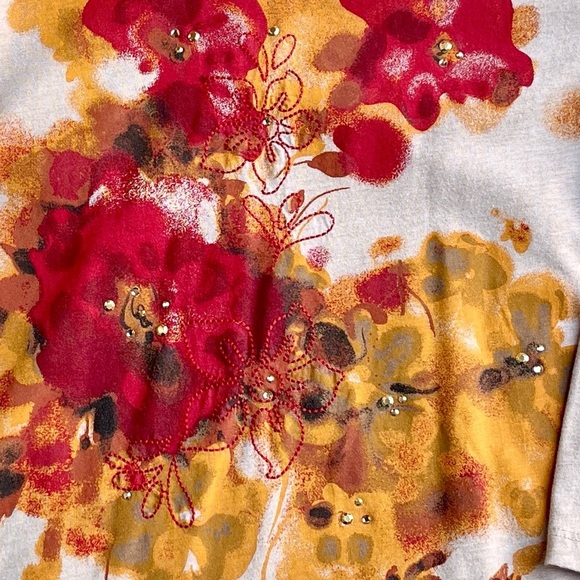 Graphic tee scoop neck Floral Print Long Sleeve Top XL - Picture 2 of 6